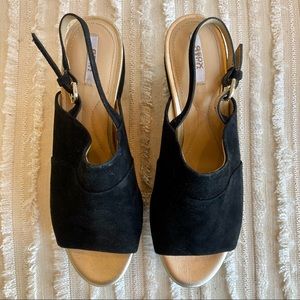 Stunning platform wedge sandals